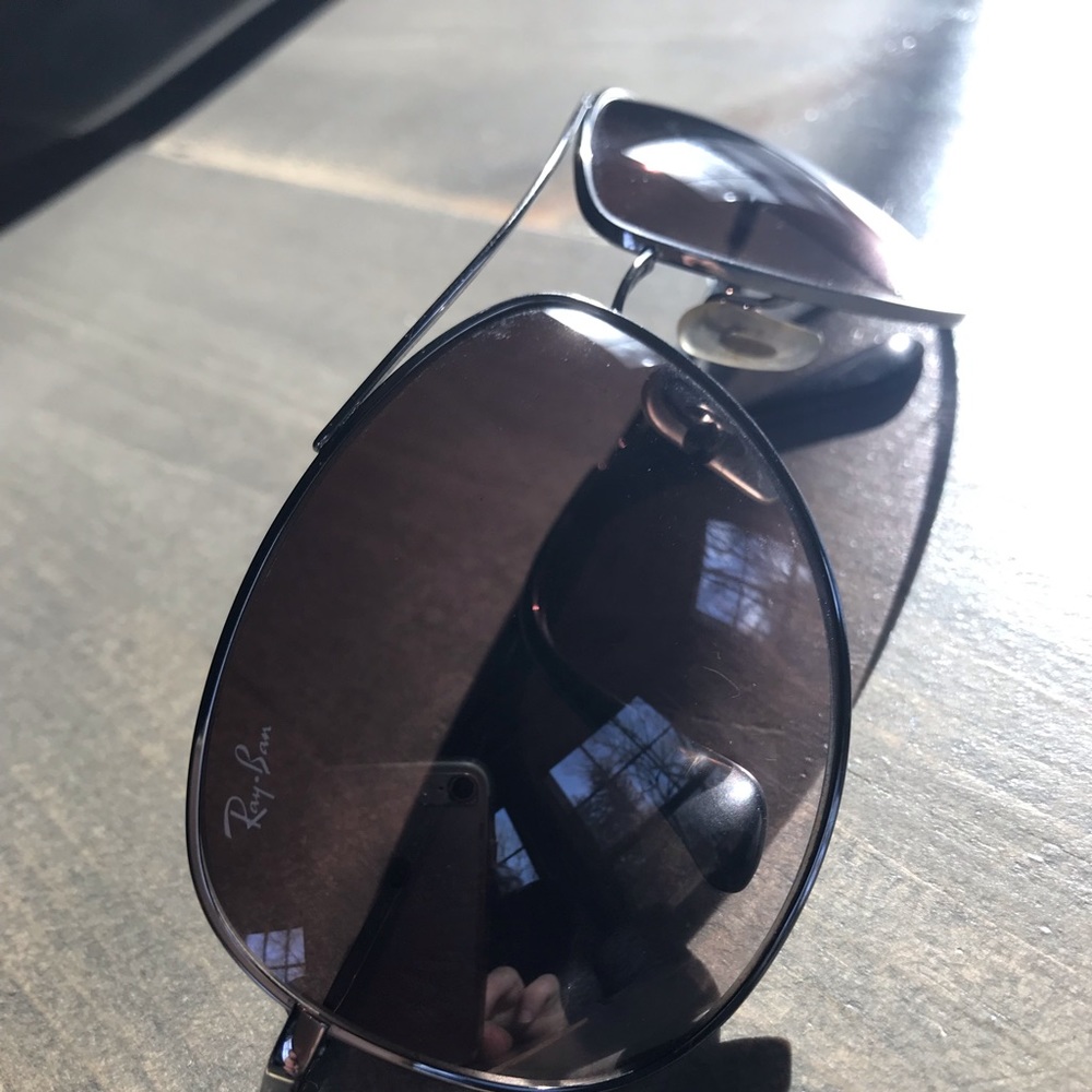 Ray-Ban Aviators - Picture 5 of 8